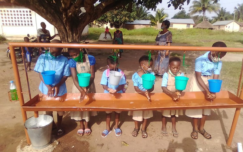 Händewaschanlage einer Grundschule